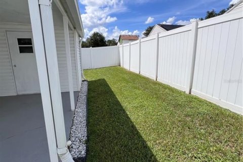 House in Wesley Chapel, Florida 3 bedrooms, 107.67 sq.m. № 1915087 - photo 22