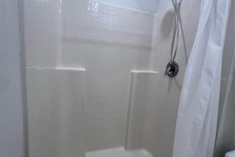 House in Wesley Chapel, Florida 3 bedrooms, 107.67 sq.m. № 1915087 - photo 12