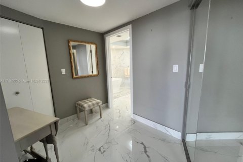 Copropriété à vendre à Aventura, Floride: 3 chambres, 170.94 m2 № 1812279 - photo 23