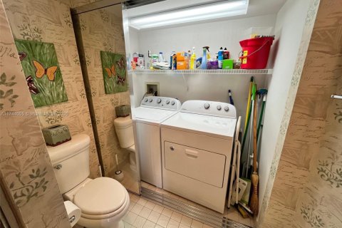 Copropriété à vendre à Aventura, Floride: 3 chambres, 170.94 m2 № 1812279 - photo 27