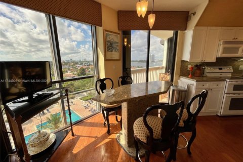 Copropriété à vendre à Aventura, Floride: 3 chambres, 170.94 m2 № 1812279 - photo 12