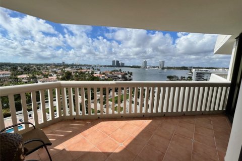 Copropriété à vendre à Aventura, Floride: 3 chambres, 170.94 m2 № 1812279 - photo 19