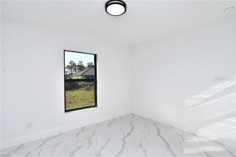 Casa en venta en Lehigh Acres, Florida, 3 dormitorios, 116.87 m2 № 2206012 - foto 21