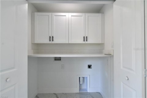 Casa en venta en Lehigh Acres, Florida, 3 dormitorios, 116.87 m2 № 2206012 - foto 11