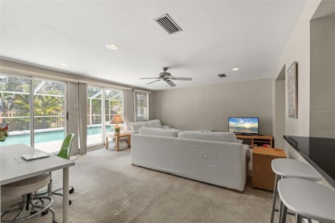 House in Sarasota, Florida 3 bedrooms, 189.33 sq.m. № 1765640 - photo 7