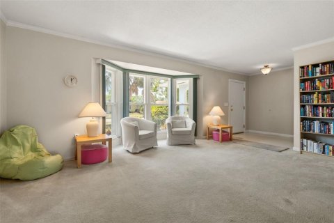House in Sarasota, Florida 3 bedrooms, 189.33 sq.m. № 1765640 - photo 14