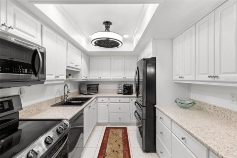 Villa ou maison à louer à Saint Petersburg, Floride: 2 chambres, 102.19 m2 № 2097545 - photo 11