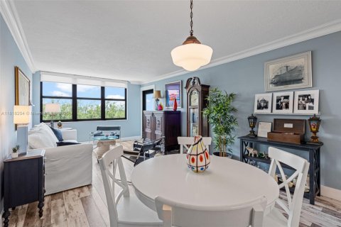 Condo in Pompano Beach, Florida, 1 bedroom  № 1775938 - photo 8