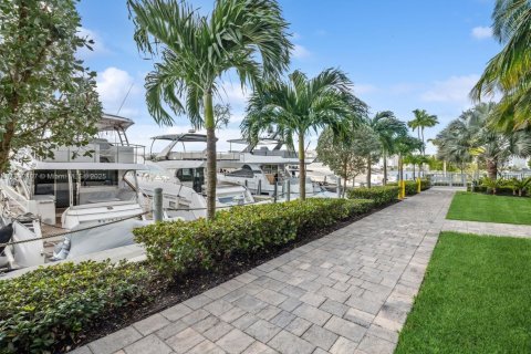 Copropriété à vendre à Aventura, Floride: 3 chambres, 182.18 m2 № 1946222 - photo 13