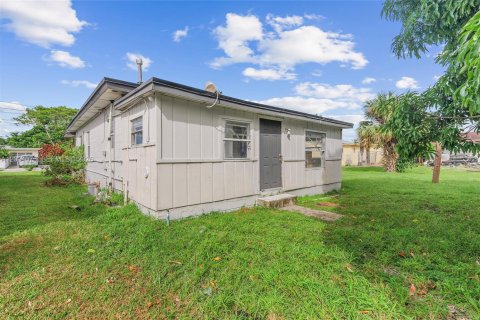 Villa ou maison à vendre à St. Lucie, Floride: 3 chambres, 103.12 m2 № 2084927 - photo 26