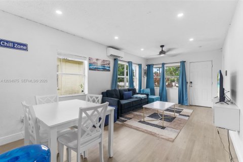 Villa ou maison à vendre à St. Lucie, Floride: 3 chambres, 103.12 m2 № 2084927 - photo 11