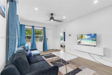 Villa ou maison à vendre à St. Lucie, Floride: 3 chambres, 103.12 m2 № 2084927 - photo 8
