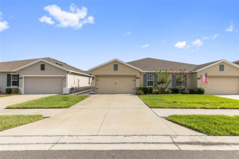 Casa en Land O' Lakes, Florida 3 dormitorios, 142.33 m2 № 2233263