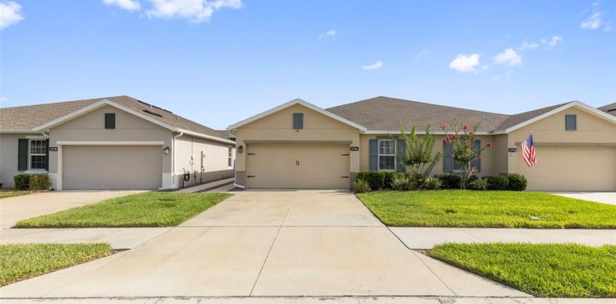 Villa ou maison à Land O' Lakes, Floride 3 chambres, 142.33 m2 № 2233263