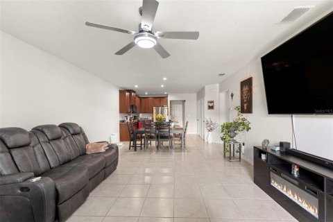 Villa ou maison à vendre à Land O' Lakes, Floride: 3 chambres, 142.33 m2 № 2233263 - photo 29