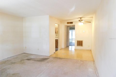 House in Clearwater, Florida 1 bedroom, 55.09 sq.m. № 1849662 - photo 3