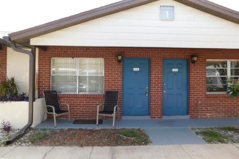 House in Clearwater, Florida 1 bedroom, 55.09 sq.m. № 1849662 - photo 1