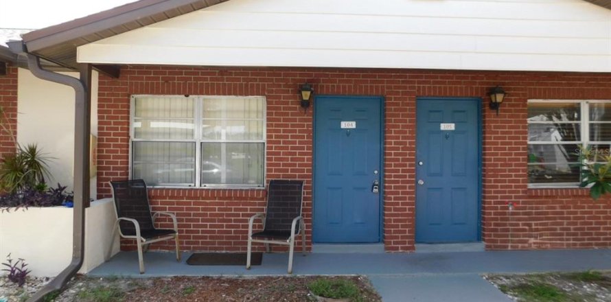 House in Clearwater, Florida 1 bedroom, 55.09 sq.m. № 1849662
