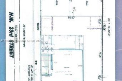 Propiedad comercial en venta en Miami, Florida № 2041315 - foto 7