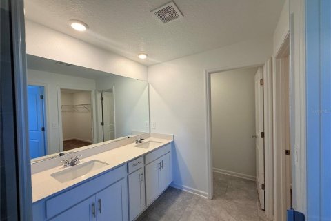 Villa ou maison à louer à Groveland, Floride: 4 chambres, 171.03 m2 № 2421972 - photo 7