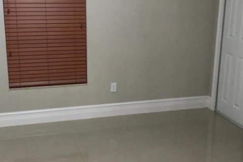 House in West Palm Beach, Florida 3 bedrooms, 152.92 sq.m. № 2146897 - photo 4
