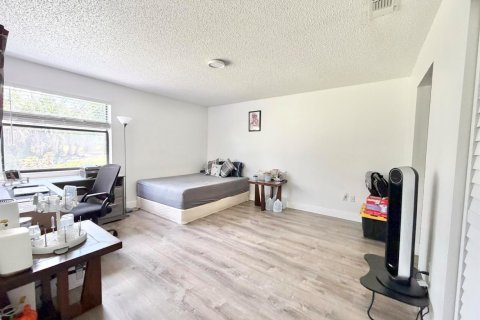 Copropriété à louer à Royal Palm Beach, Floride: 2 chambres, 108.23 m2 № 2078731 - photo 5