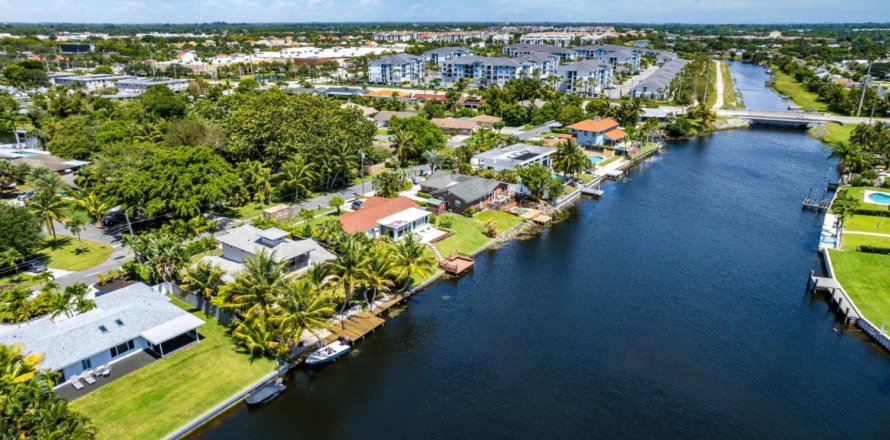 Casa en Boynton Beach, Florida 4 dormitorios, 255.76 m2 № 1208194