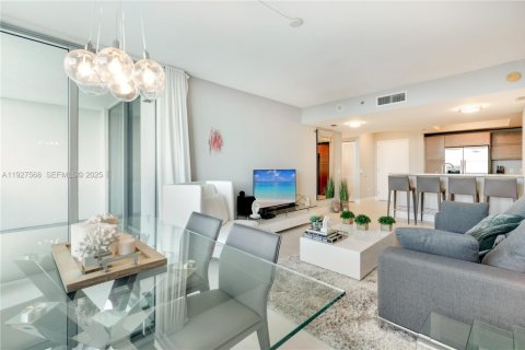 Condominio en venta en Sunrise, Florida, 2 dormitorios, 108.23 m2 № 1986721 - foto 9