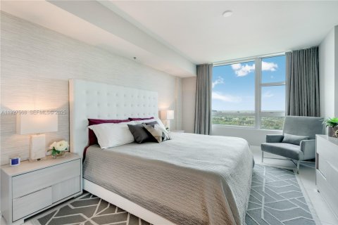 Condominio en venta en Sunrise, Florida, 2 dormitorios, 108.23 m2 № 1986721 - foto 15