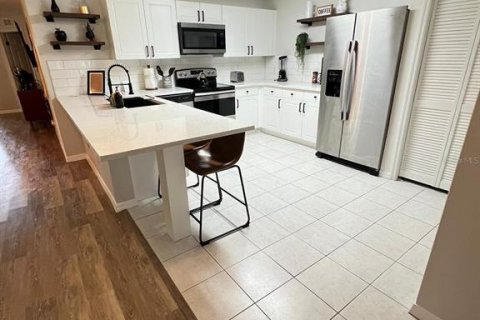 Apartment in Kissimmee, Florida 3 bedrooms, 113.53 sq.m. № 2214759 - photo 3