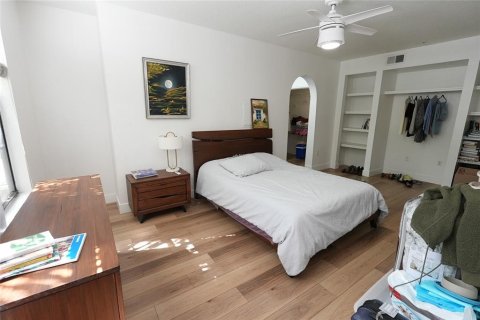 Condo in Orlando, Florida, 1 bedroom № 2239341 - photo 11