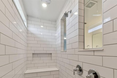 Villa ou maison à vendre à Spring Hill, Floride: 5 chambres, 240.25 m2 № 1690908 - photo 11