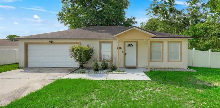 House in Kissimmee, Florida 3 bedrooms, 116.31 sq.m. № 2273277