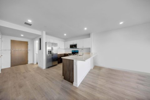 Apartamento en alquiler en Pompano Beach, Florida № 1976993 - foto 4