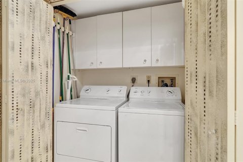 Купить кондоминиум в Авентура, Флорида 2 спальни, 144.93м2, № 1477289 - фото 23