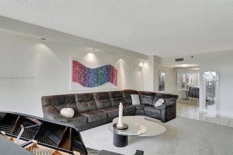 Купить кондоминиум в Авентура, Флорида 2 спальни, 144.93м2, № 1477289 - фото 9