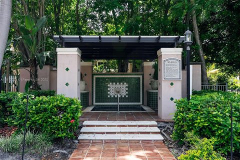 Condo in Miramar, Florida, 1 bedroom  № 1968763 - photo 17