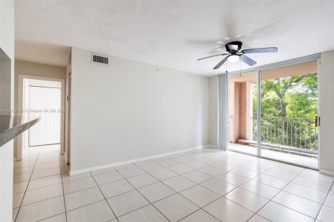 Condo in Miramar, Florida, 1 bedroom  № 1968763 - photo 10