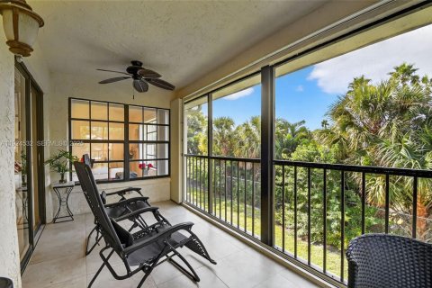 Condo in Greenacres, Florida, 3 bedrooms № 1984564 - photo 30