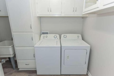 Купить таунхаус в Хоб-Саунд, Флорида 6 комнат, 163.32м2, № 2424781 - фото 21