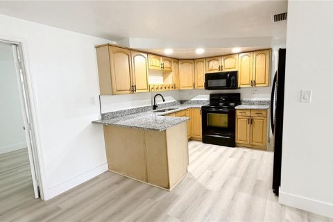 House in Holiday, Florida 3 bedrooms, 106.84 sq.m. № 1858398 - photo 6