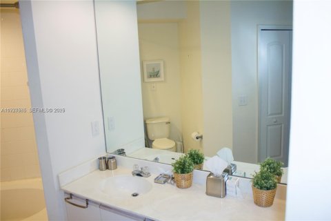 Copropriété à louer à Aventura, Floride: 2 chambres, 110.65 m2 № 2088675 - photo 15
