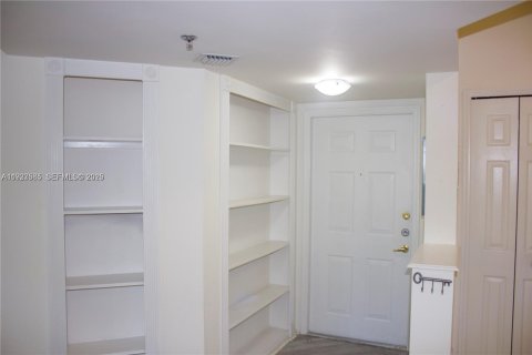 Copropriété à louer à Aventura, Floride: 2 chambres, 110.65 m2 № 2088675 - photo 19