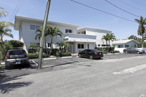 Copropriété à louer à Pompano Beach, Floride: 2 chambres, 80.45 m2 № 1182544 - photo 1