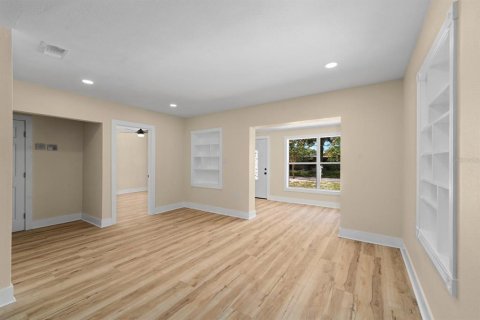 House in Tampa, Florida 3 bedrooms, 179.49 sq.m. № 1828047 - photo 27