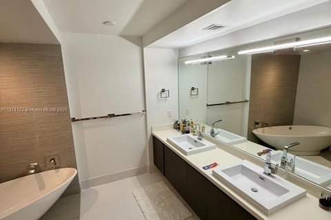 Copropriété à vendre à Sunny Isles Beach, Floride: 2 chambres, 141.58 m2 № 2036852 - photo 7