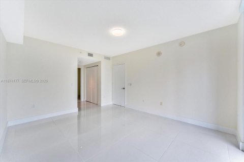 Copropriété à vendre à Sunny Isles Beach, Floride: 2 chambres, 141.58 m2 № 2036852 - photo 12