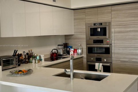 Copropriété à vendre à Sunny Isles Beach, Floride: 2 chambres, 141.58 m2 № 2036852 - photo 4