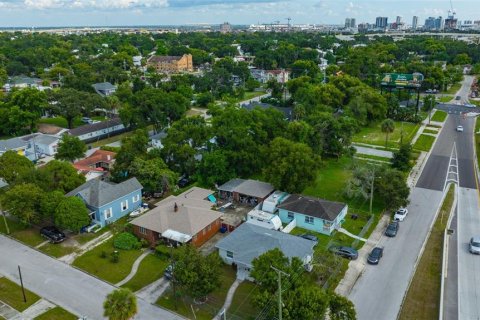House in Tampa, Florida 3 bedrooms, 118.36 sq.m. № 1898965 - photo 11
