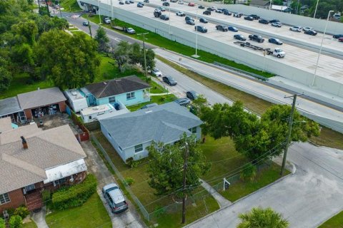 House in Tampa, Florida 3 bedrooms, 118.36 sq.m. № 1898965 - photo 7